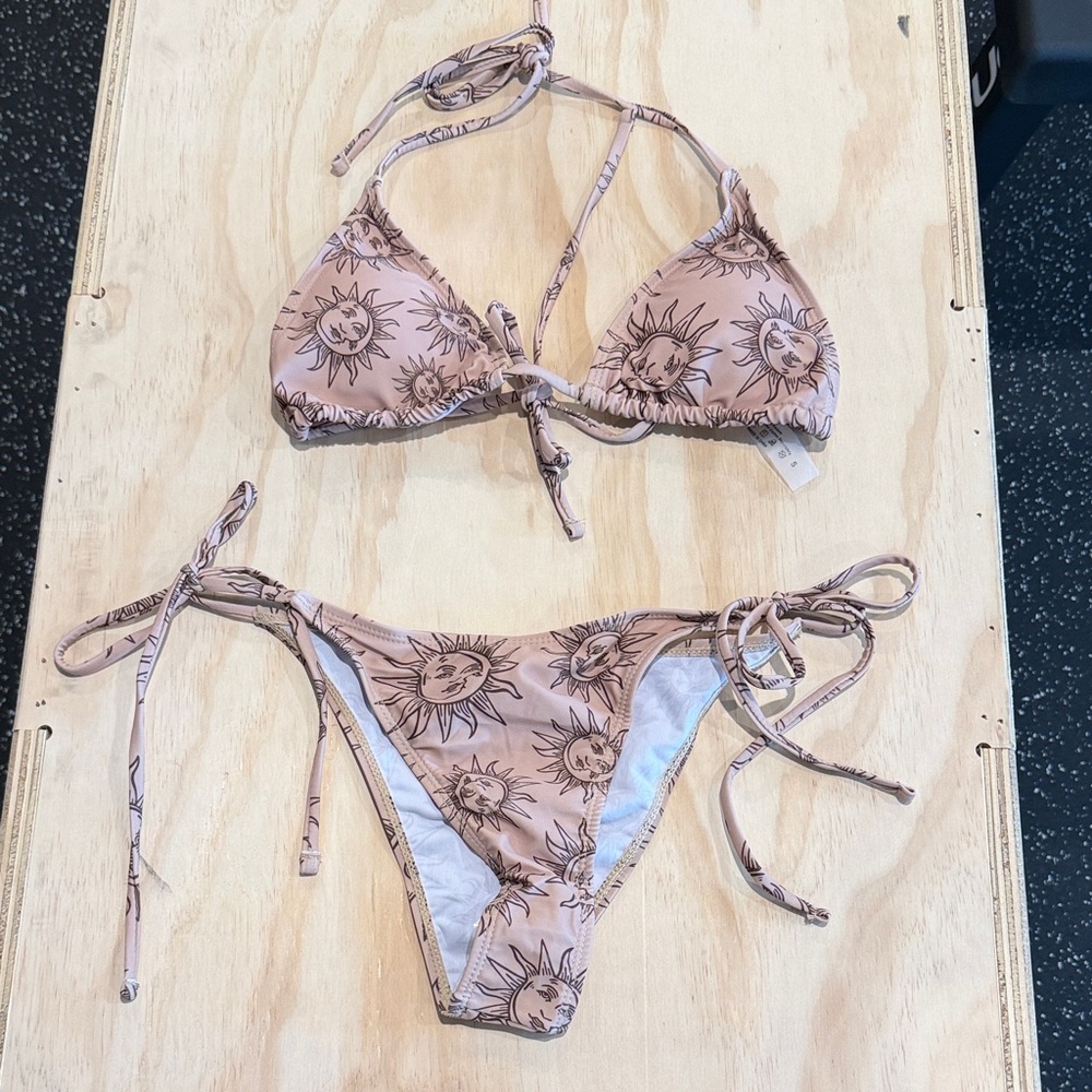 3- Piece Elegant Tan Bikini Set - Picture 3 of 10